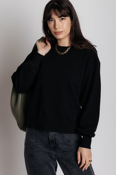 black libris sweater