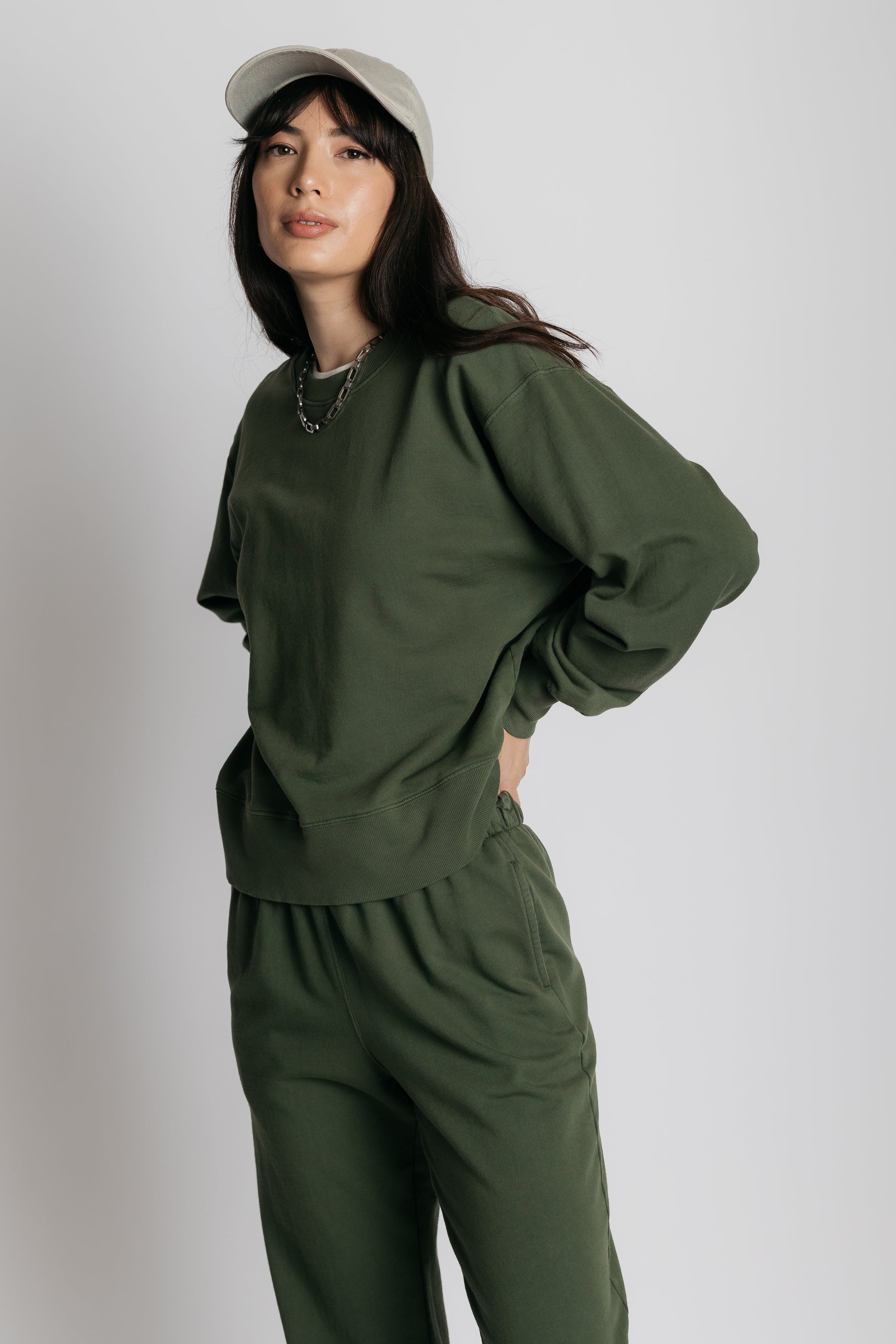 olive libris sweater