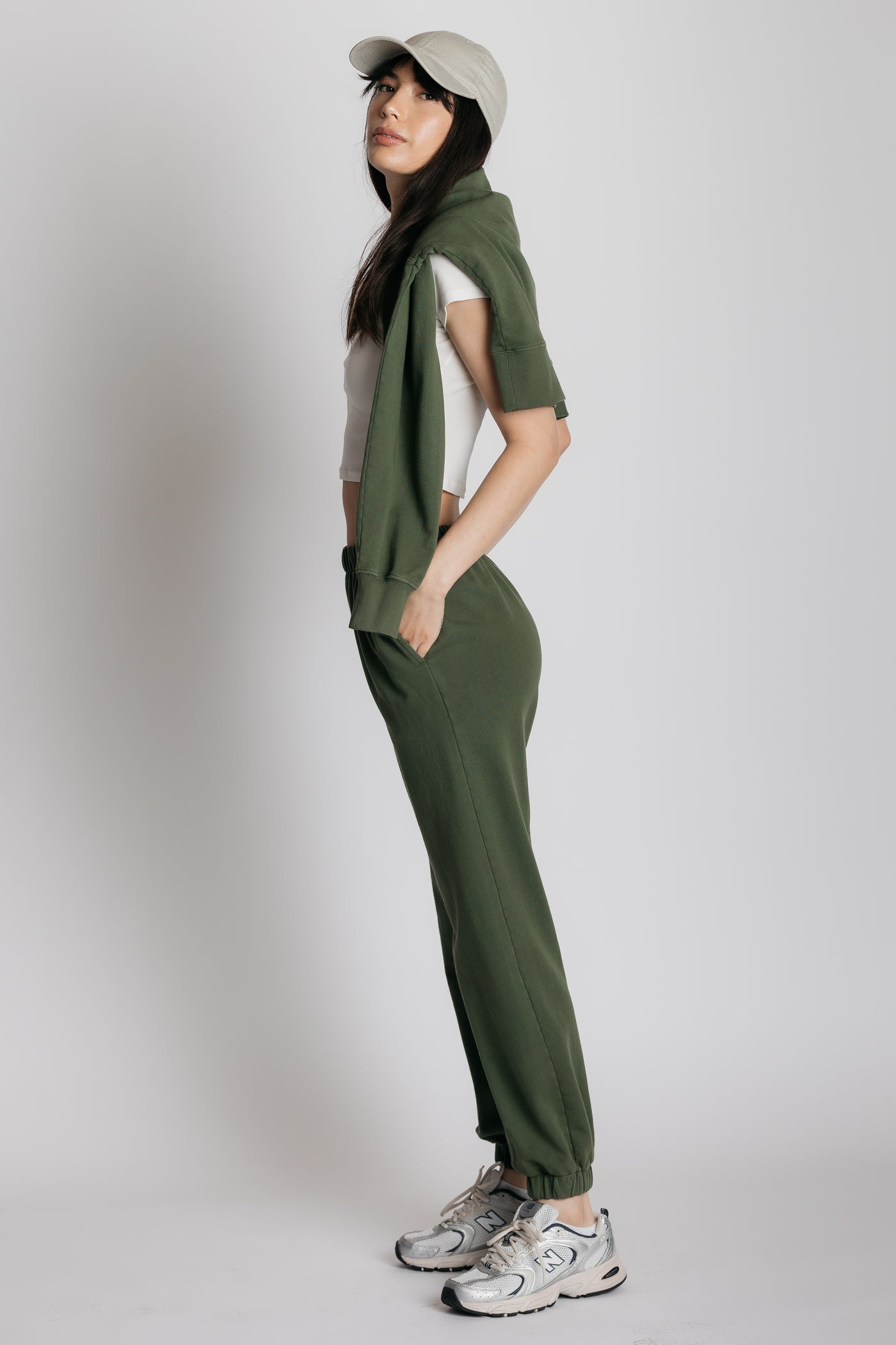 olive catalog sweatpants