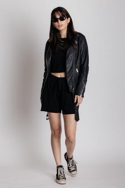 black archive shorts
