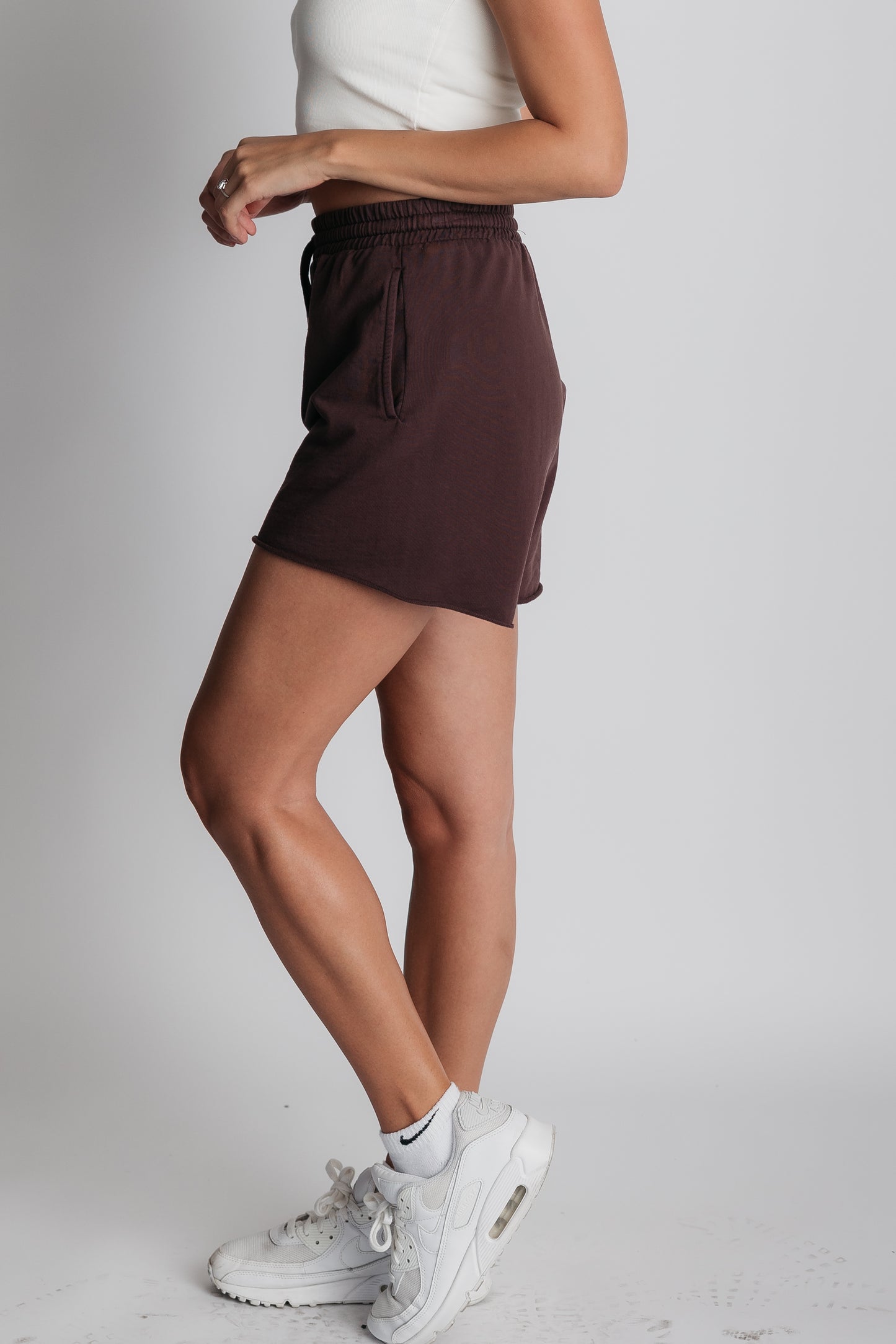 chestnut archive shorts